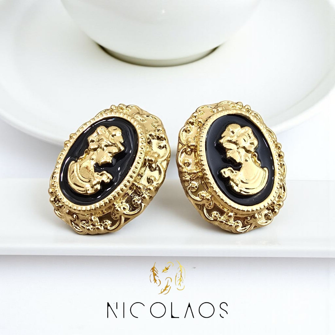 Σκουλαρίκια 'Donantic' απο ανοξείδωτο ατσάλι με ανάγλυφο σχέδιο