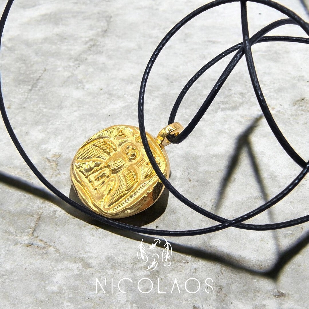 Κρεμαστό κολιέ 'Athena' με ανάγλυφο αρχαιοελληνικό νόμισμα δύο όψεων