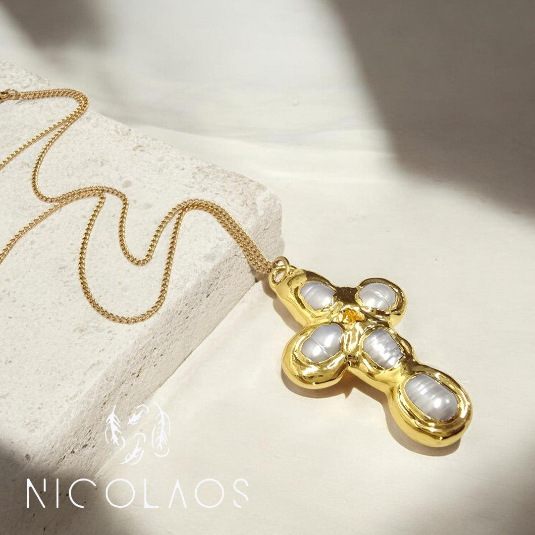 LIMITED Σταυρός 'Fede pearl' με Μαργαριτάρια & Επίχρυσο Φινίρισμα