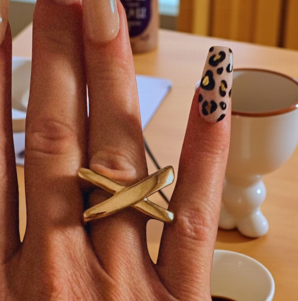 Δαχτυλίδι ‘Granta’ από ανοξείδωτο ατσάλι με εντυπωσιακή σιλουέτα