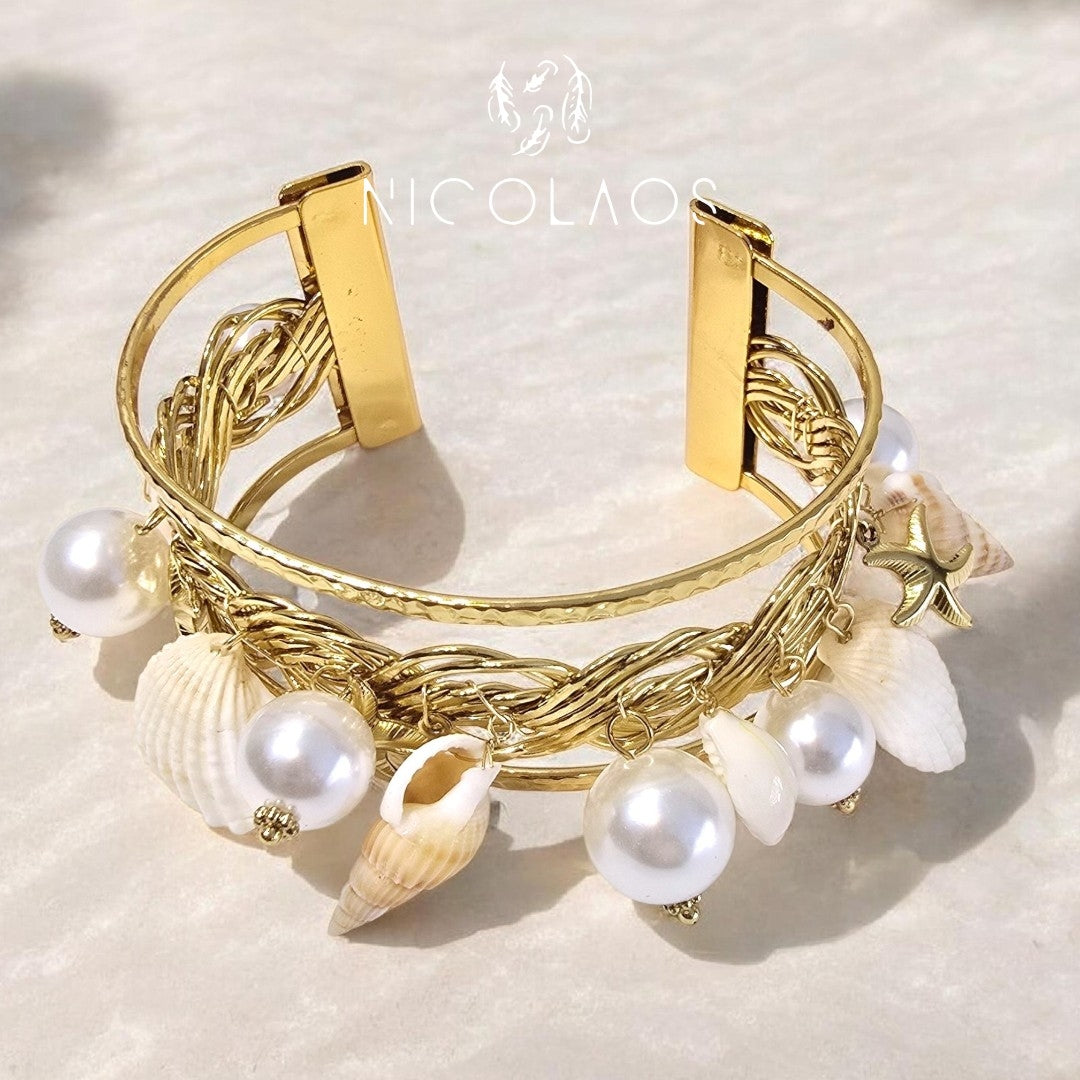 Βραχιόλι 'Sea in love' απο ανοξείδωτο ατσάλι με κρεμαστά Κοχύλια και πέρλες