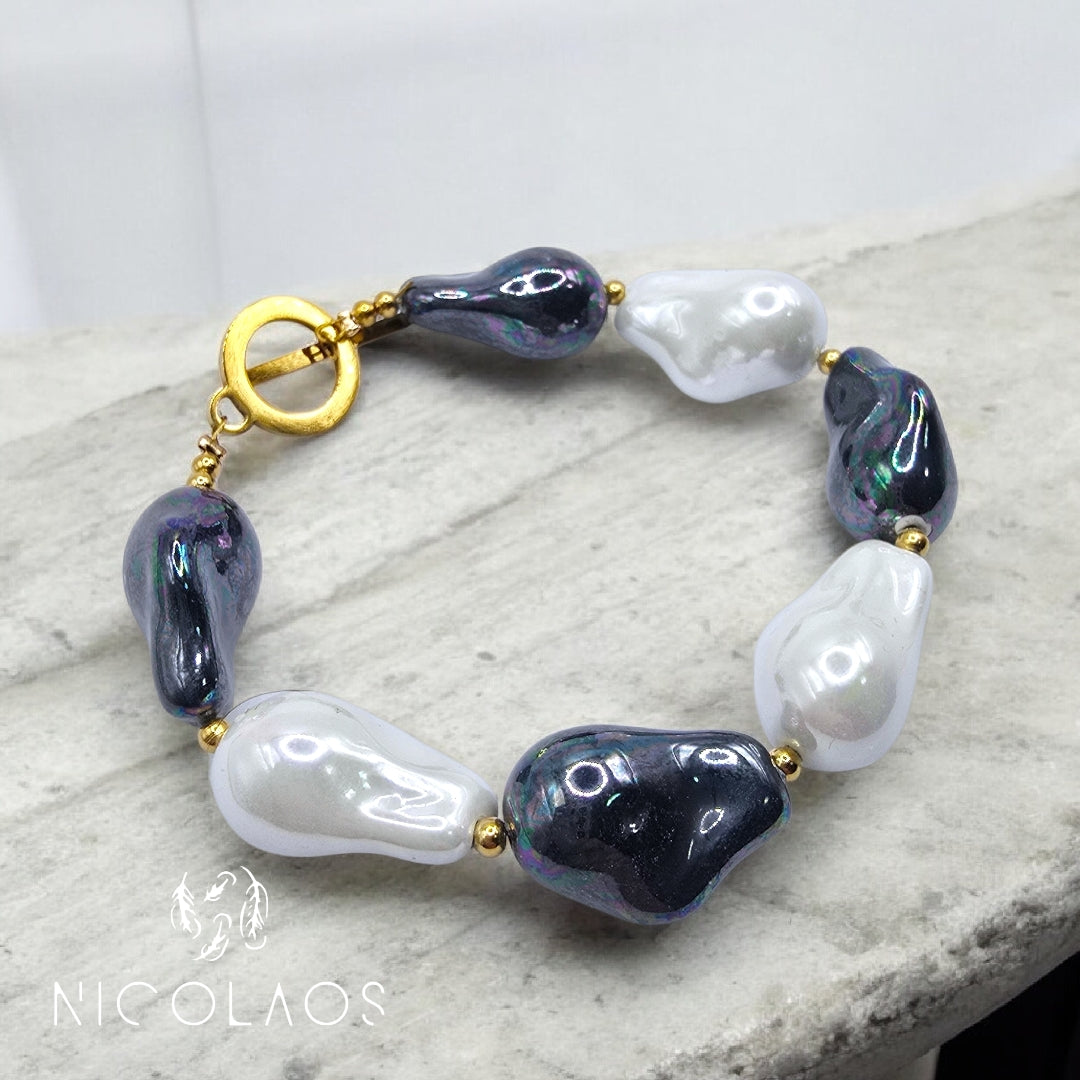 Χειροποίητο Resort βραχιόλι 'Aquastract' με ακανόνιστες πέρλες φίλντισι